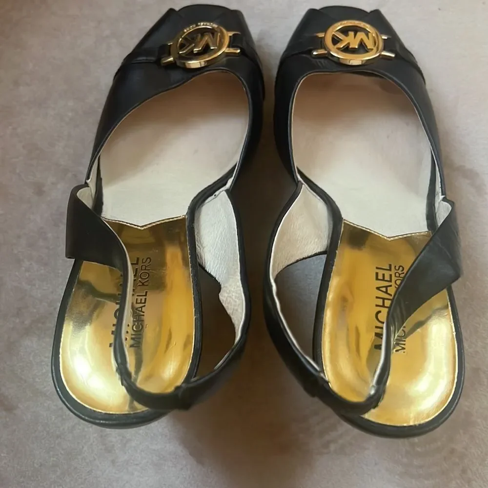 #officesiren 💃 MK Michael Kors Sz 8 SOFT Leather Wedge Heels EUC!